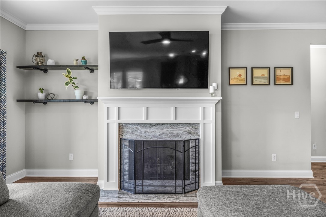 106 Champlain Drive