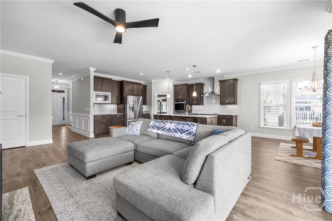 106 Champlain Drive