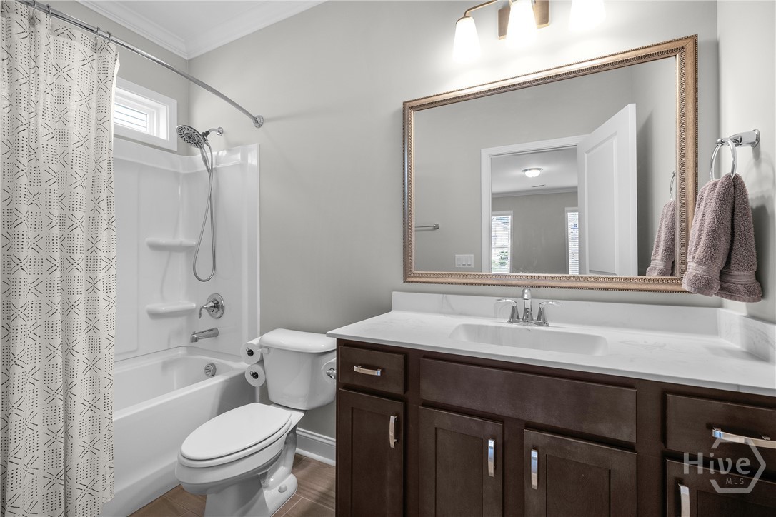 106 Champlain Drive