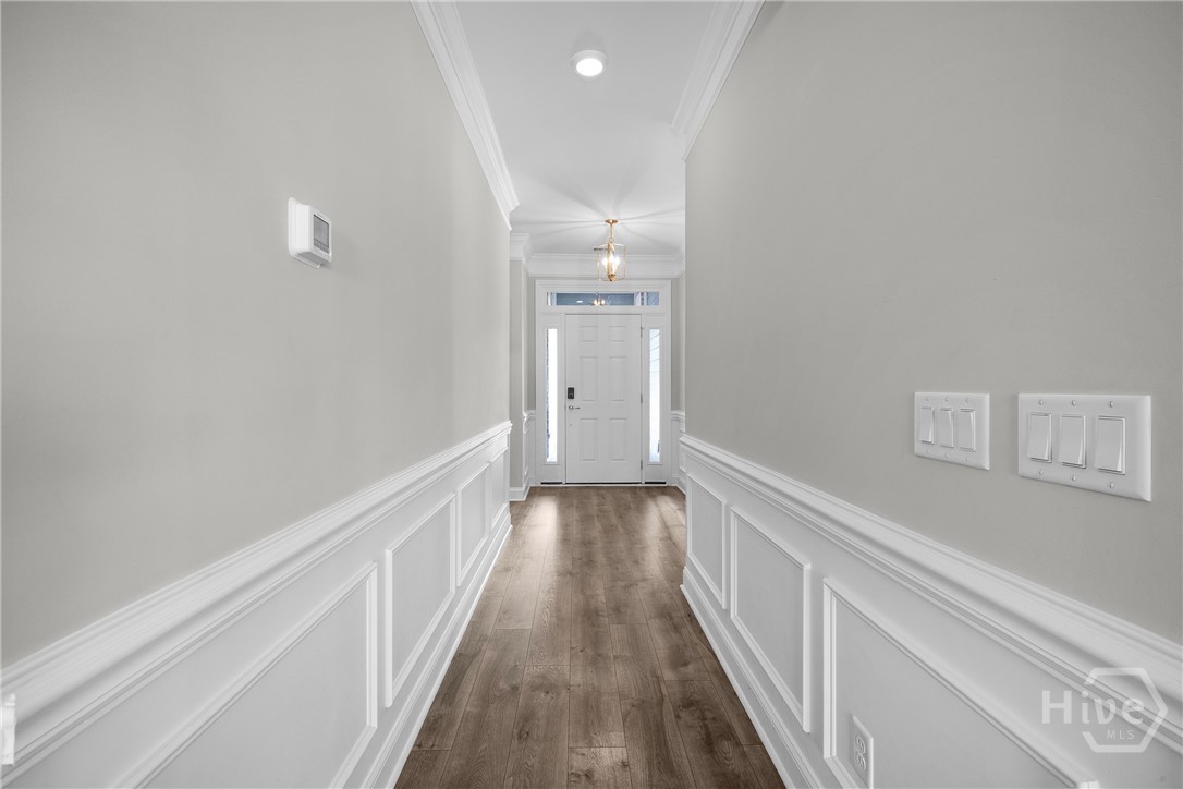 106 Champlain Drive