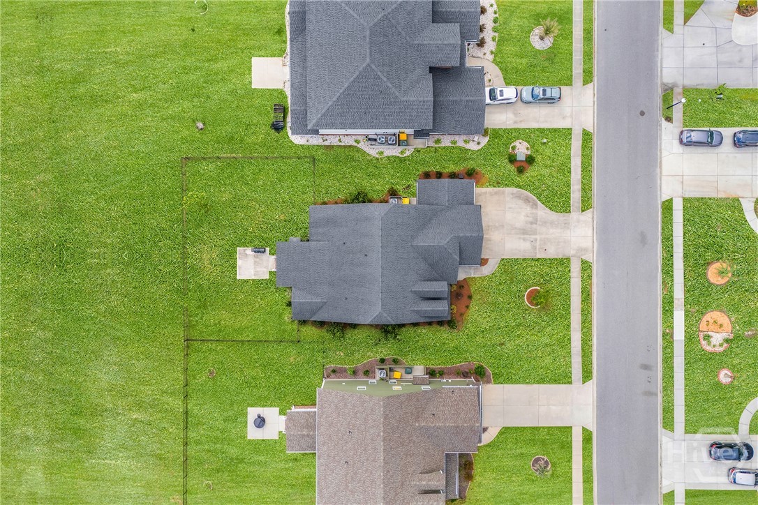106 Champlain Drive