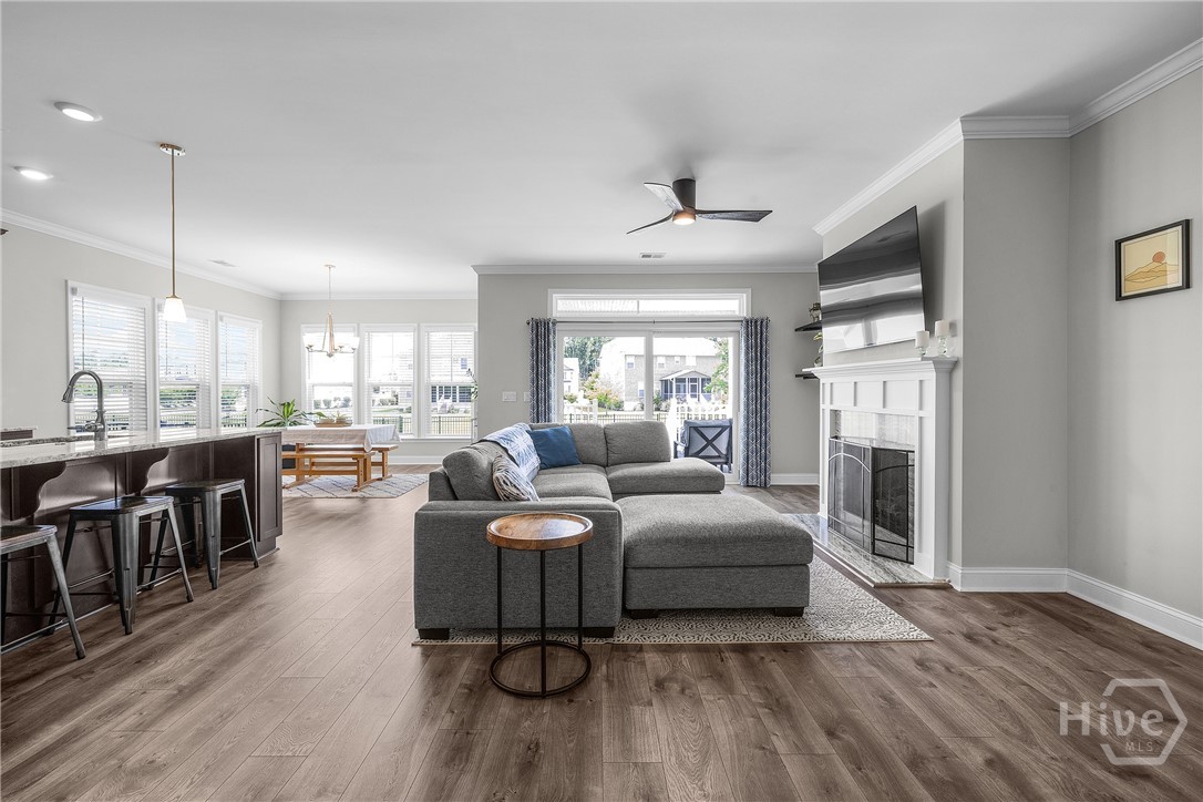 106 Champlain Drive