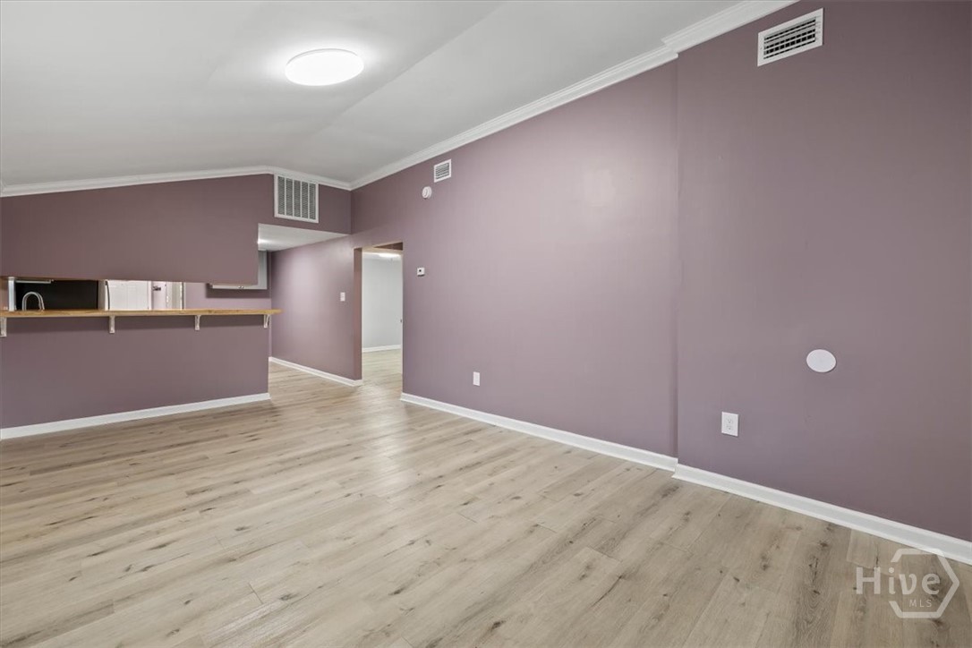 705 W 47th Street