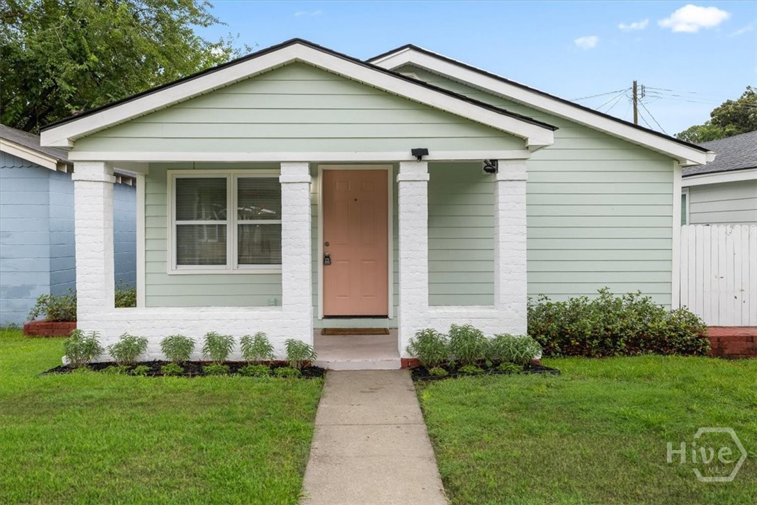 705 W 47th Street