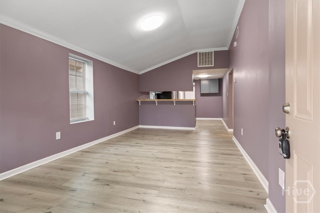 705 W 47th Street