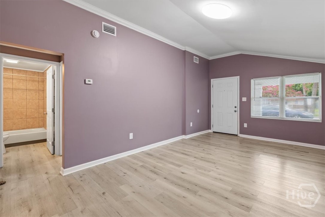 705 W 47th Street