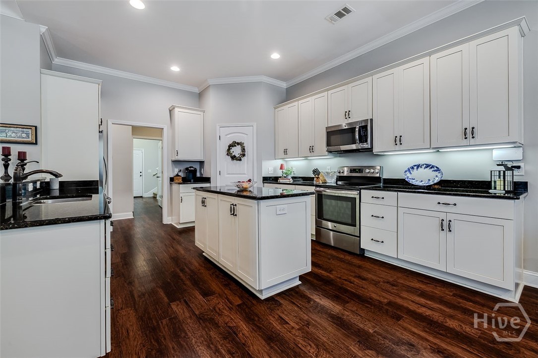 108 Sweetwater Circle