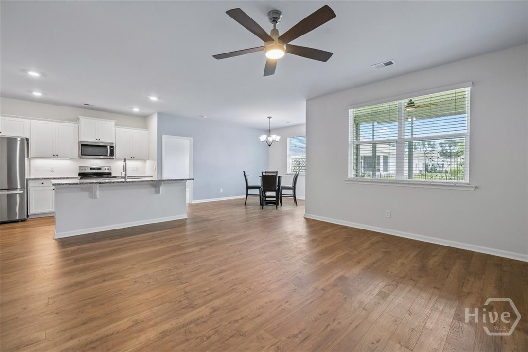 104 Coopers Rise