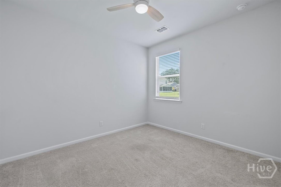 104 Coopers Rise