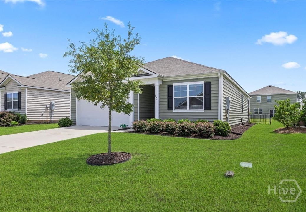 104 Coopers Rise