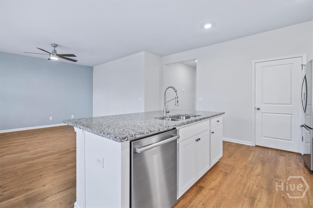 104 Coopers Rise