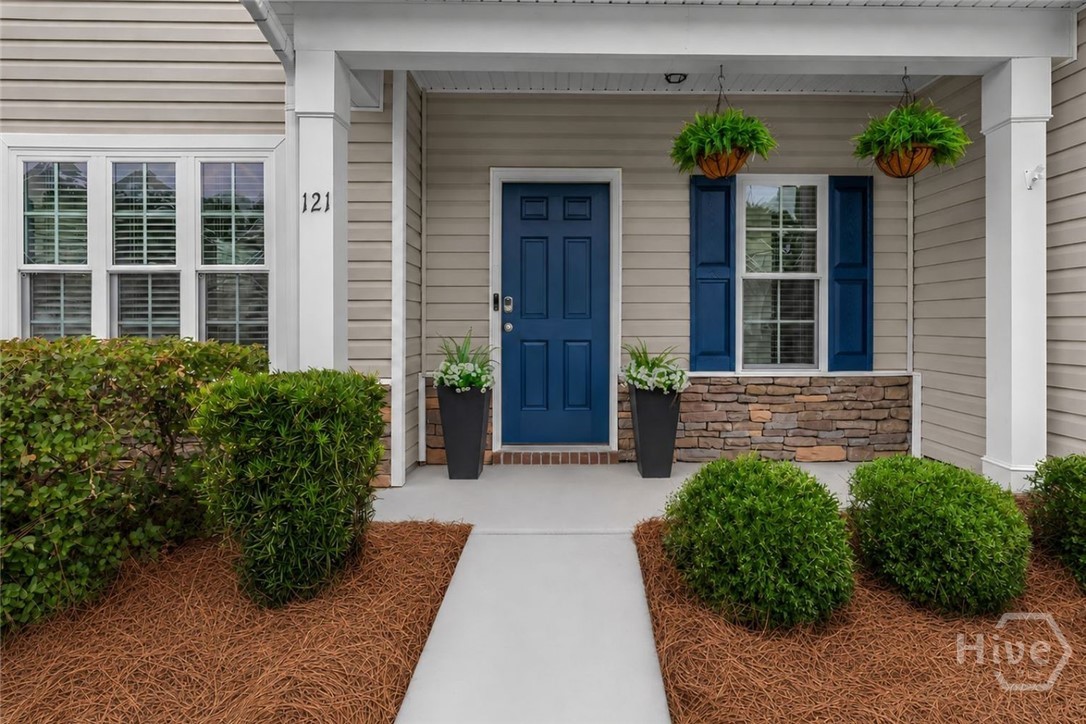 121 Waverly Way
