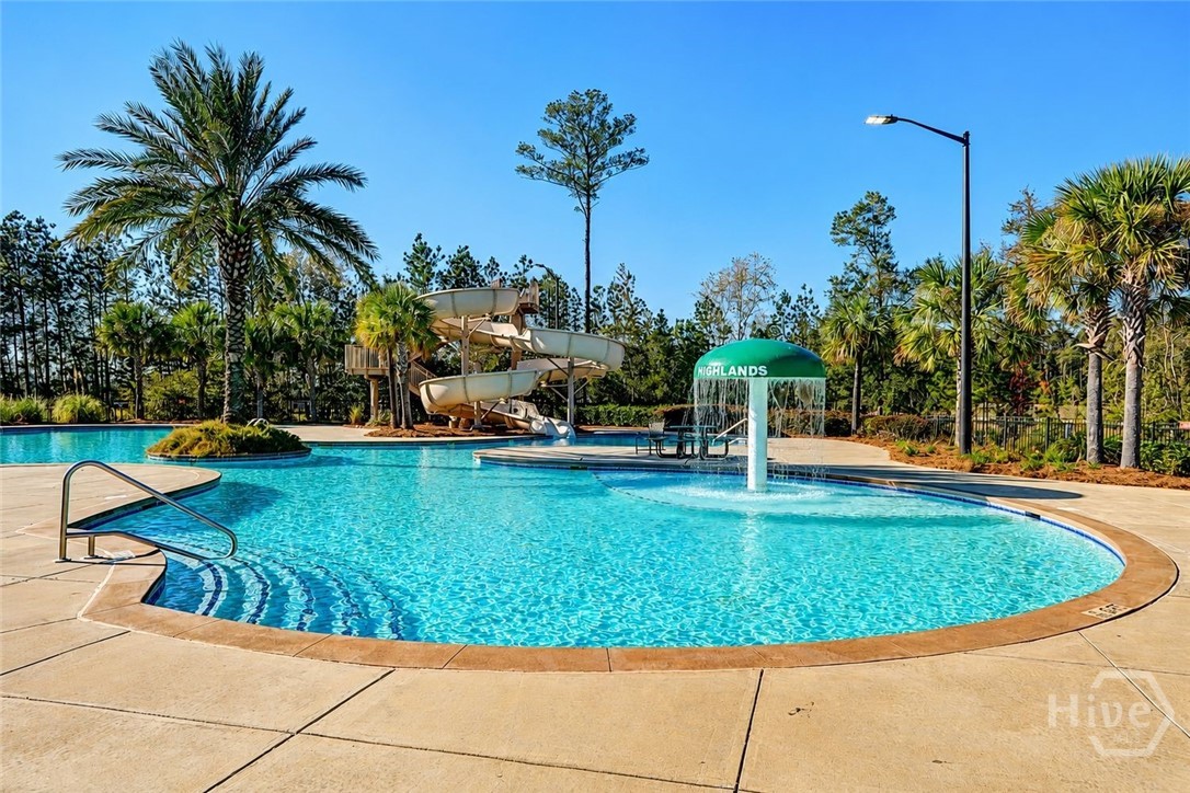 121 Waverly Way