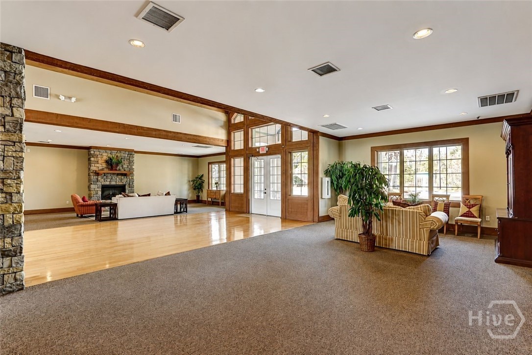 121 Waverly Way