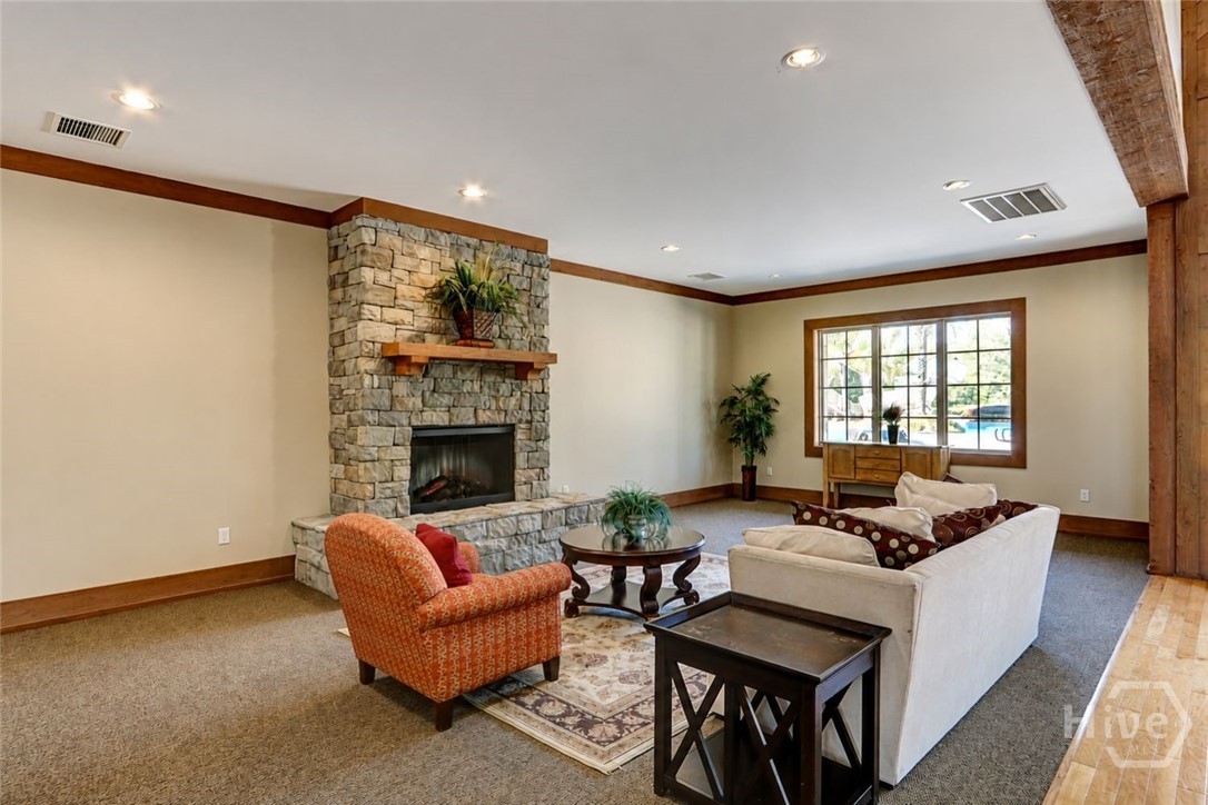 121 Waverly Way