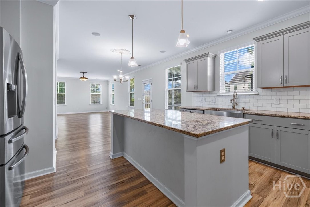 109 Claystone Court
