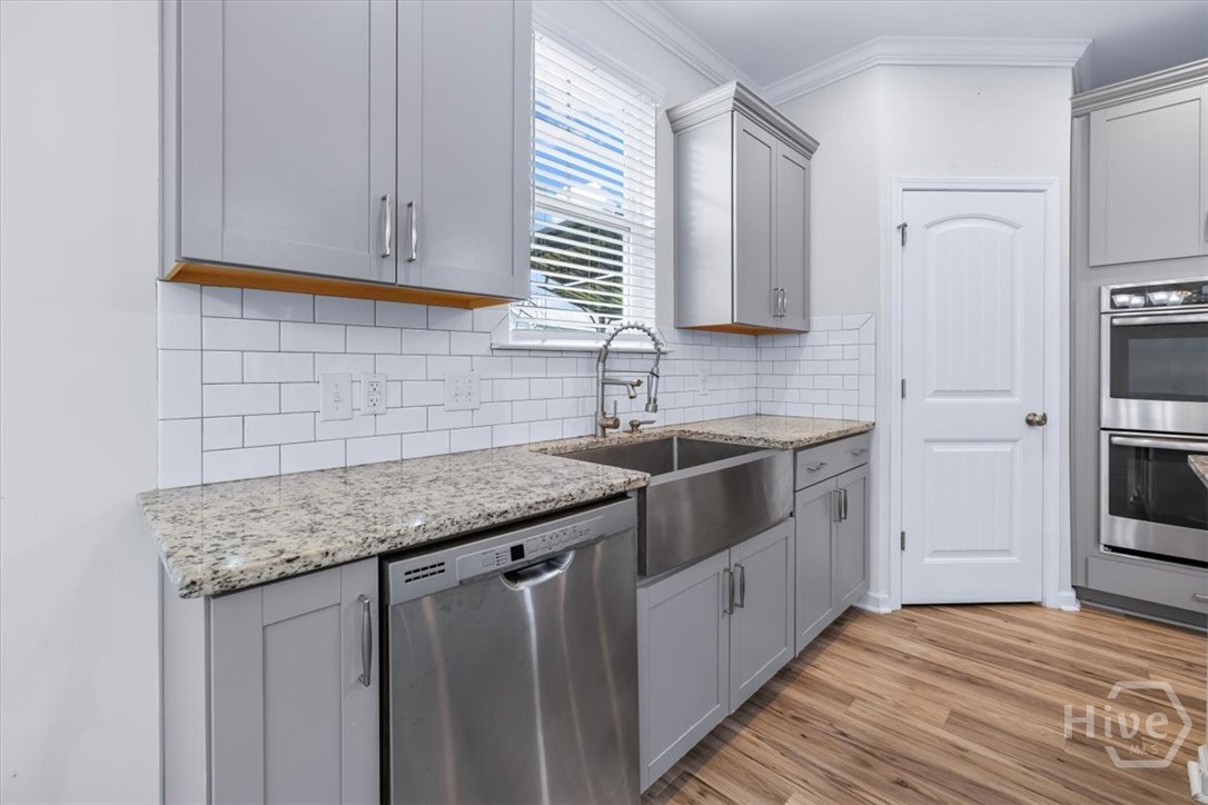 109 Claystone Court