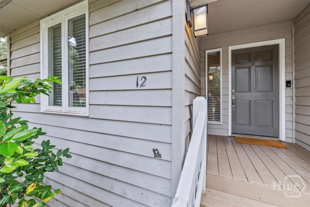 12 Moss Pointe Court