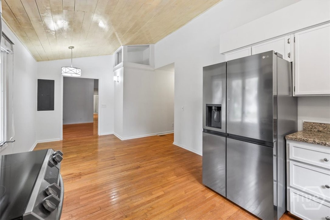 12 Moss Pointe Court