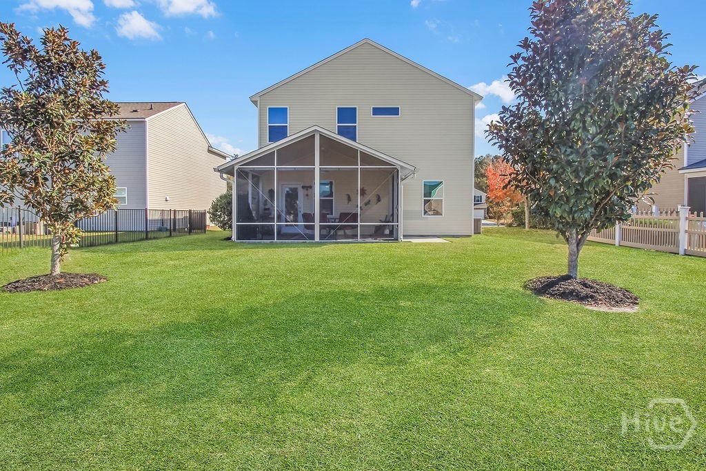153 Hamilton Grove