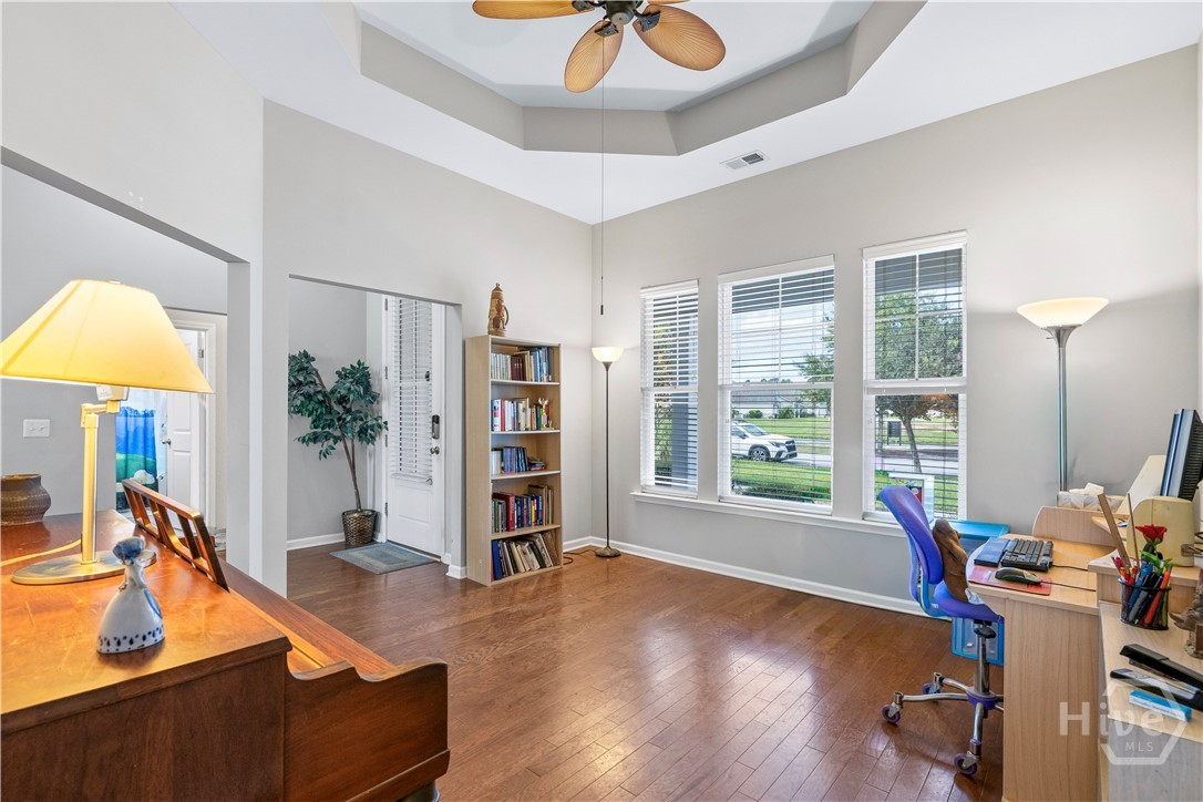 8 Southpark Boulevard