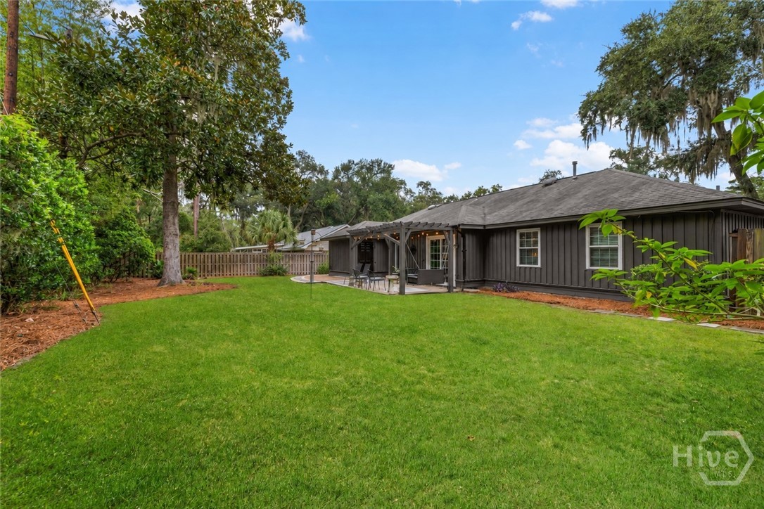 26 River Oaks Road