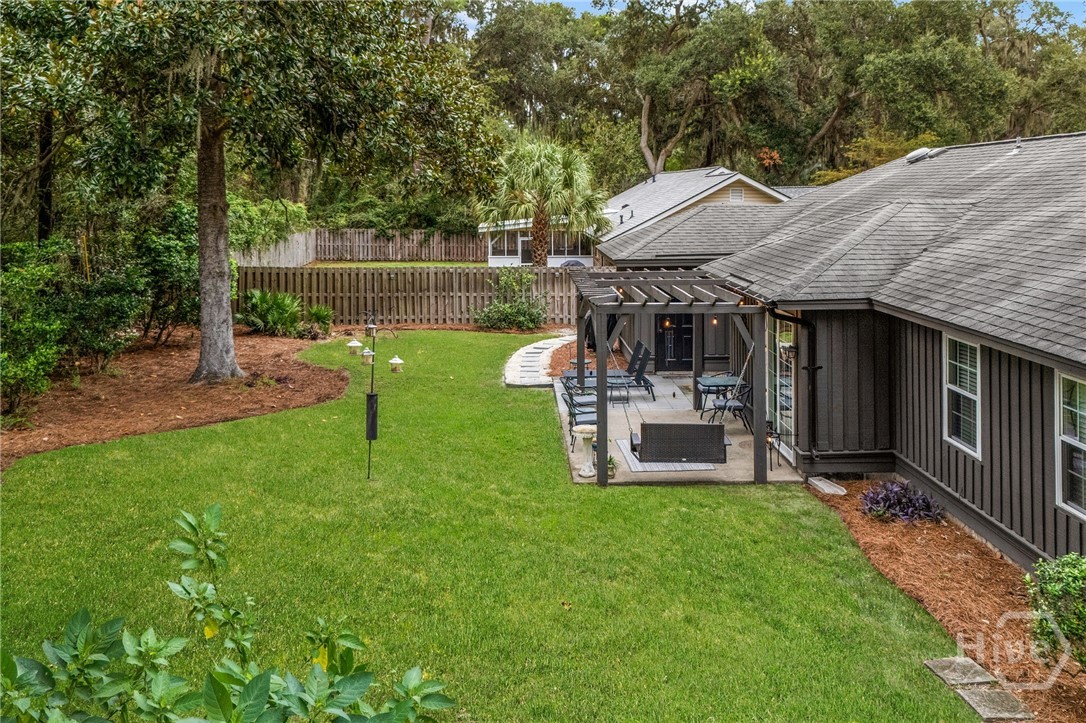 26 River Oaks Road