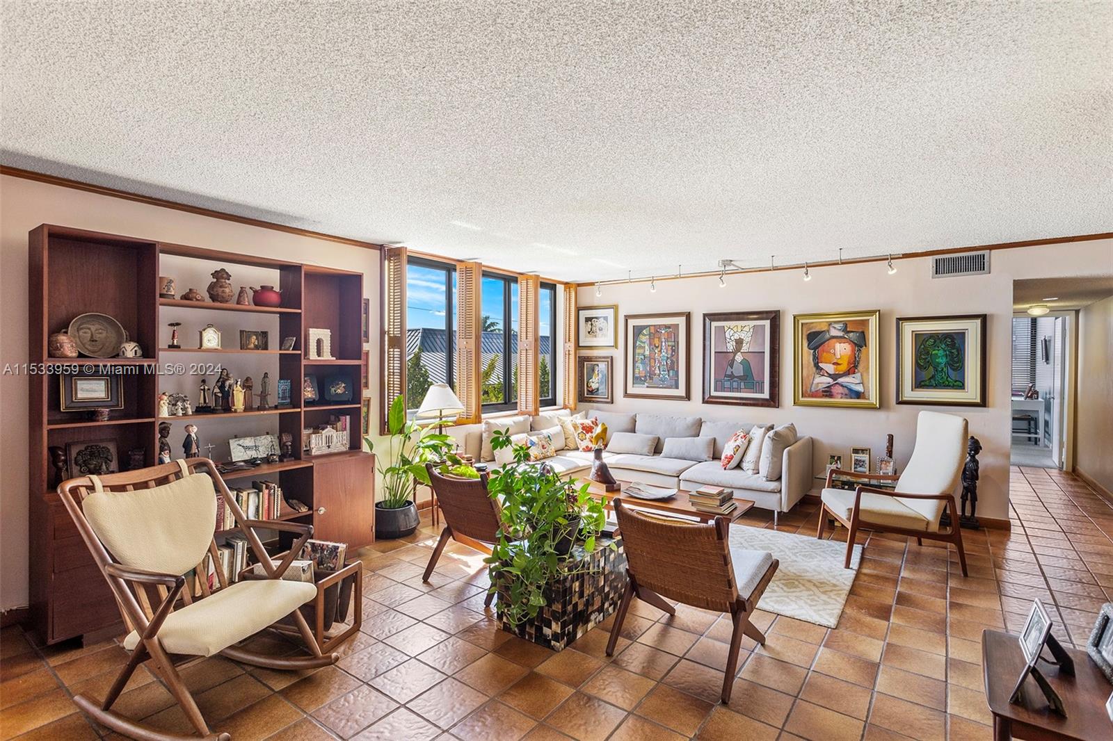 250 Galen Dr # 44