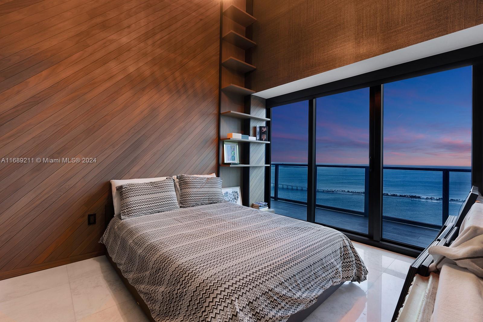 1451 Brickell Ave # 54 Unit: PH 54