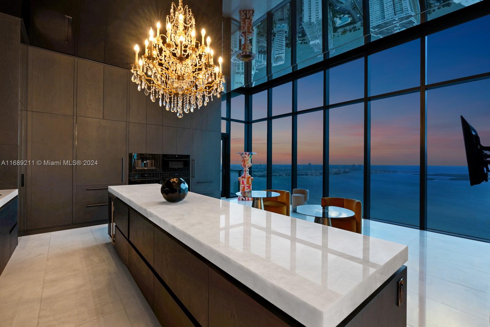 1451 Brickell Ave # 54 Unit: PH 54