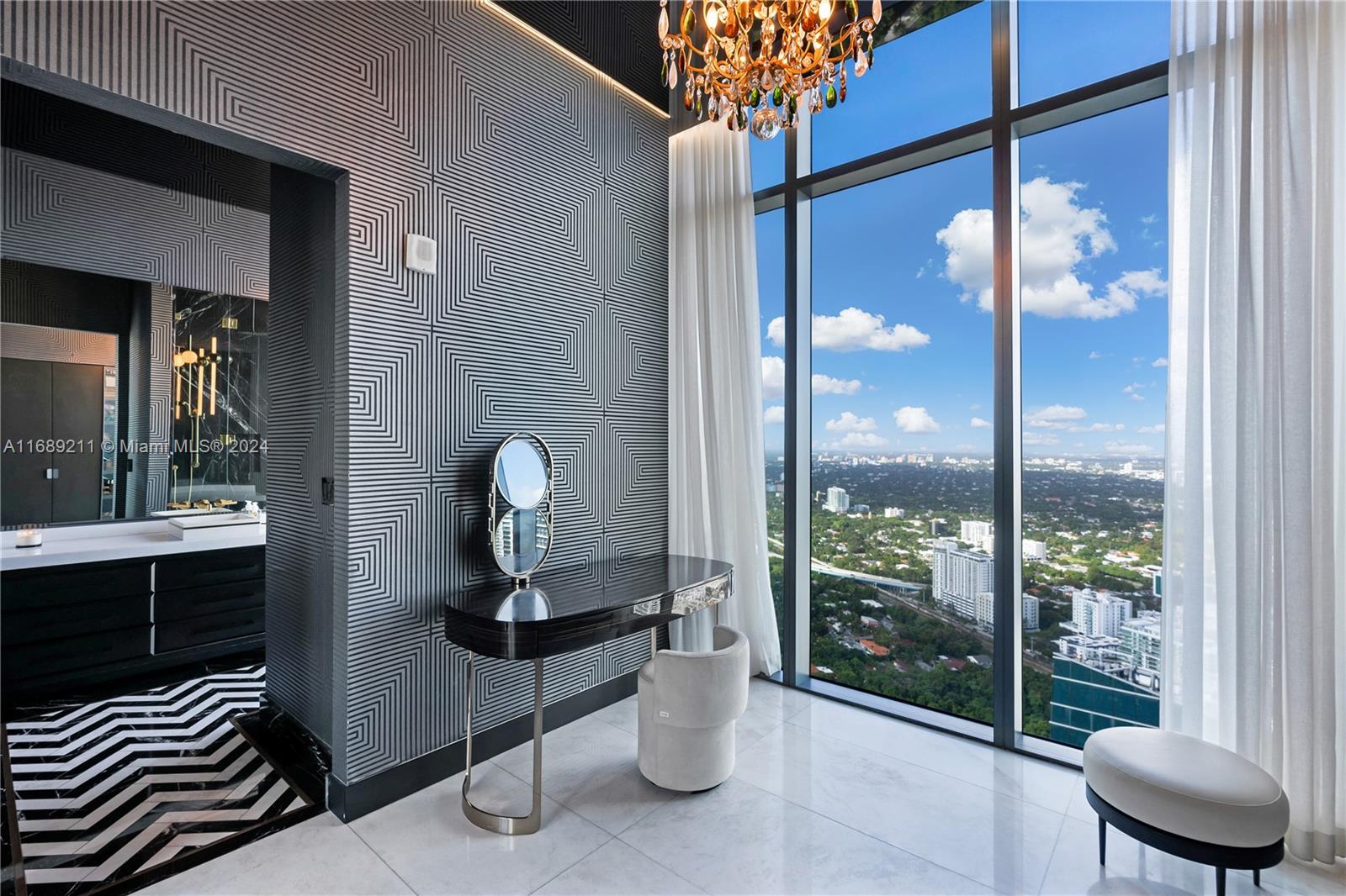 1451 Brickell Ave # 54 Unit: PH 54