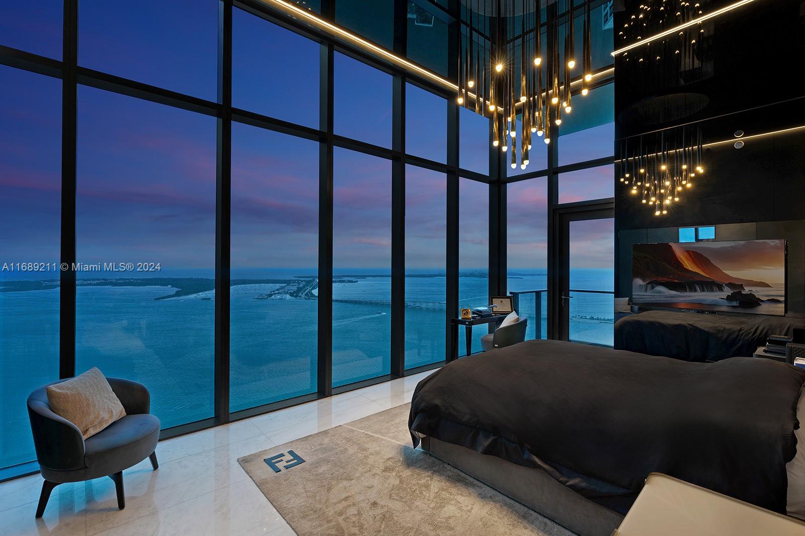1451 Brickell Ave # 54 Unit: PH 54