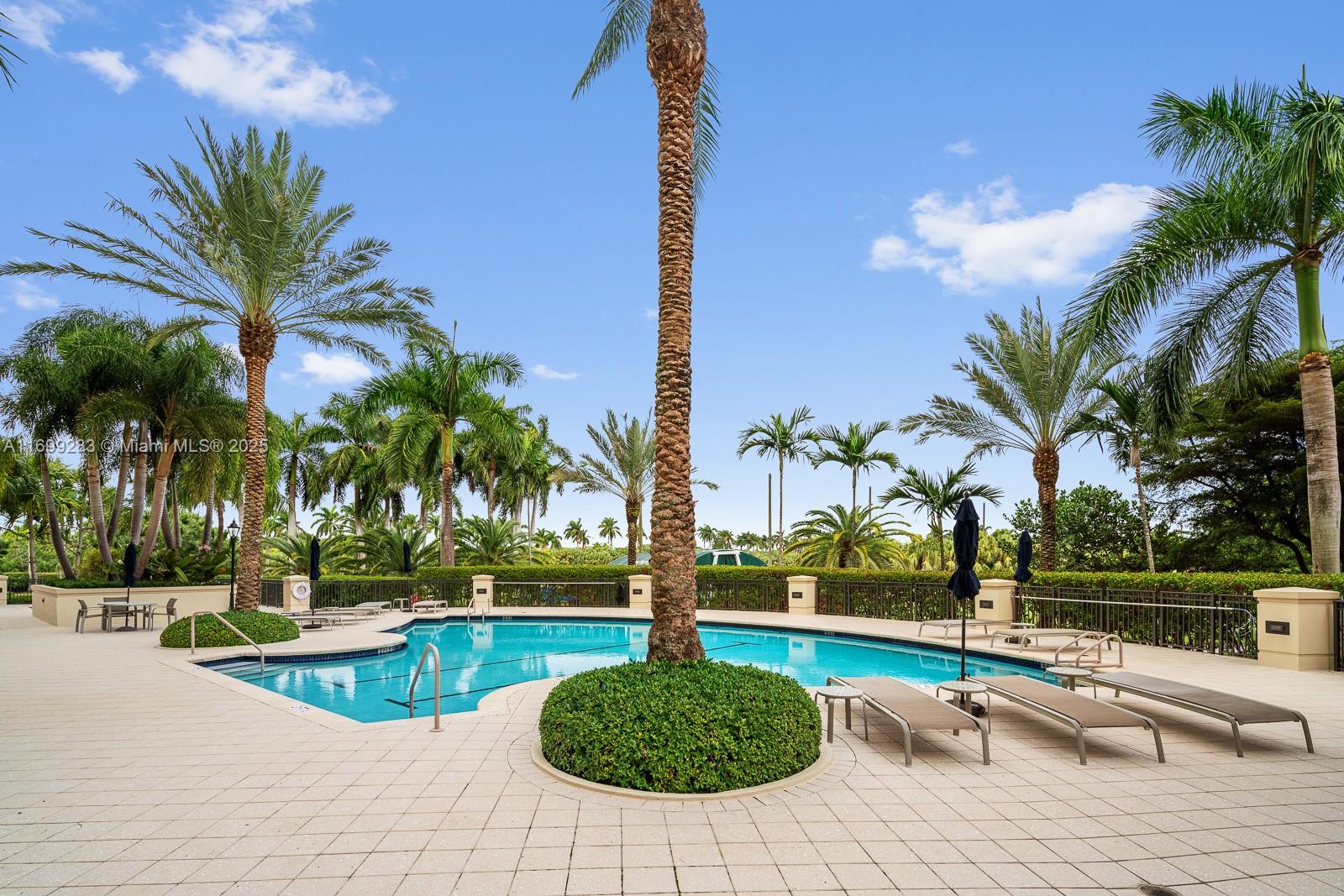 13621 Deering Bay Dr # 503