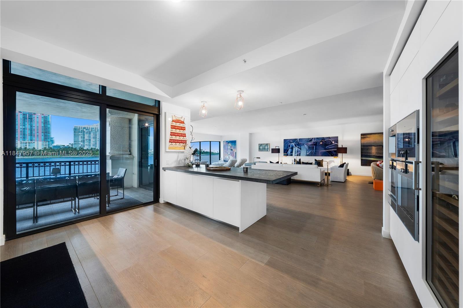 7023 Fisher Island Dr # 7023