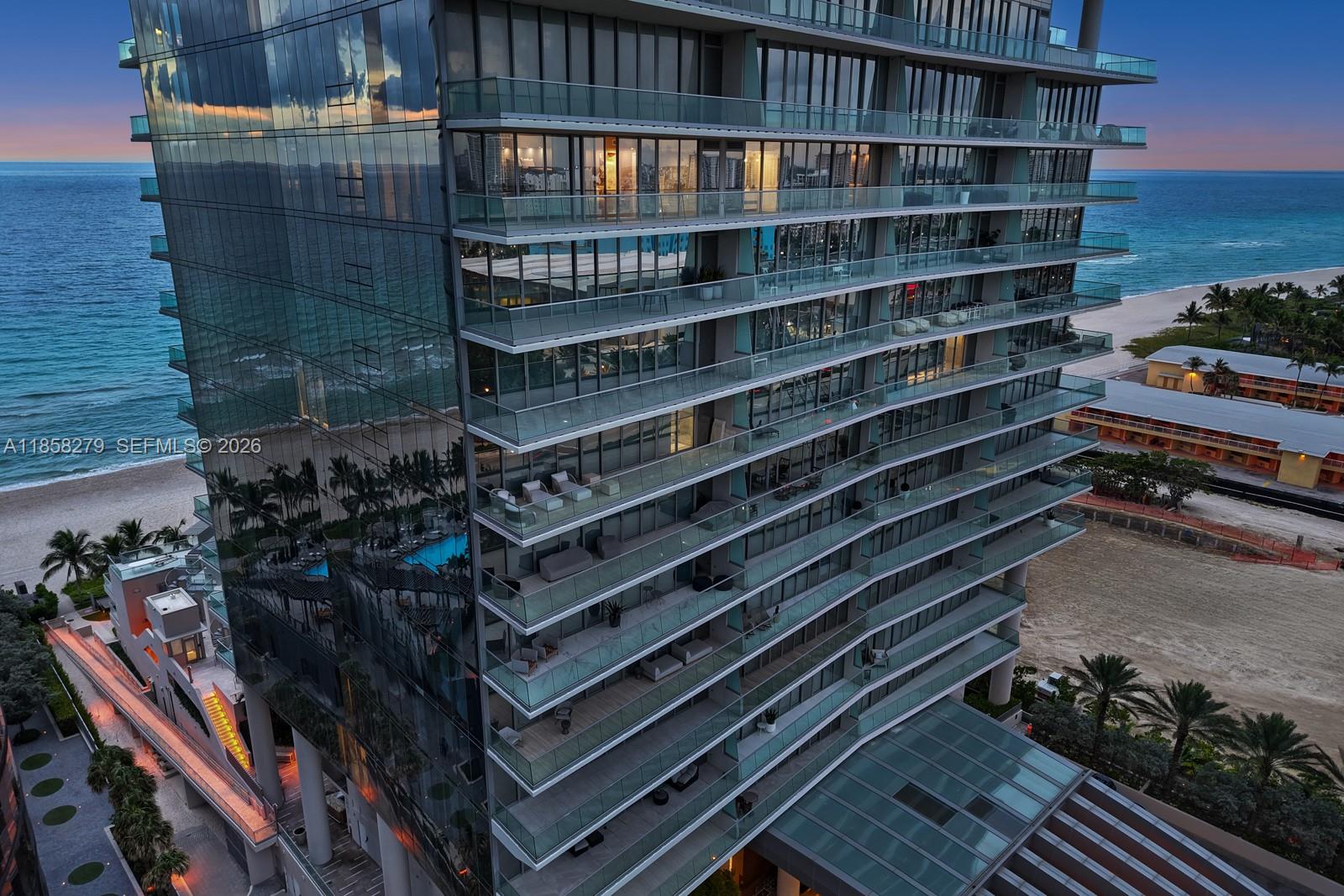 18501 Collins Ave Unit: 1401/02