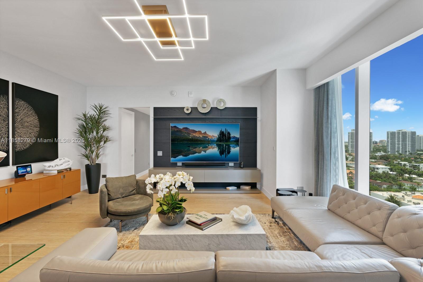18501 Collins Ave Unit: 1401/02