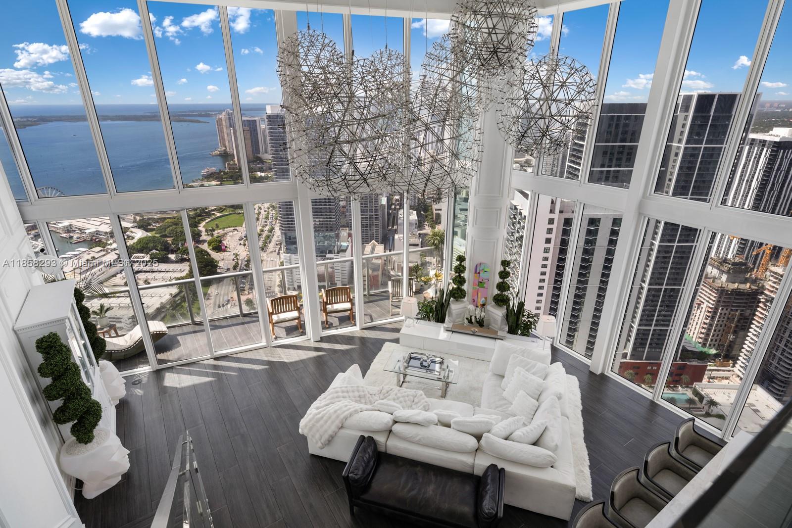 888 Biscayne Blvd # 5701