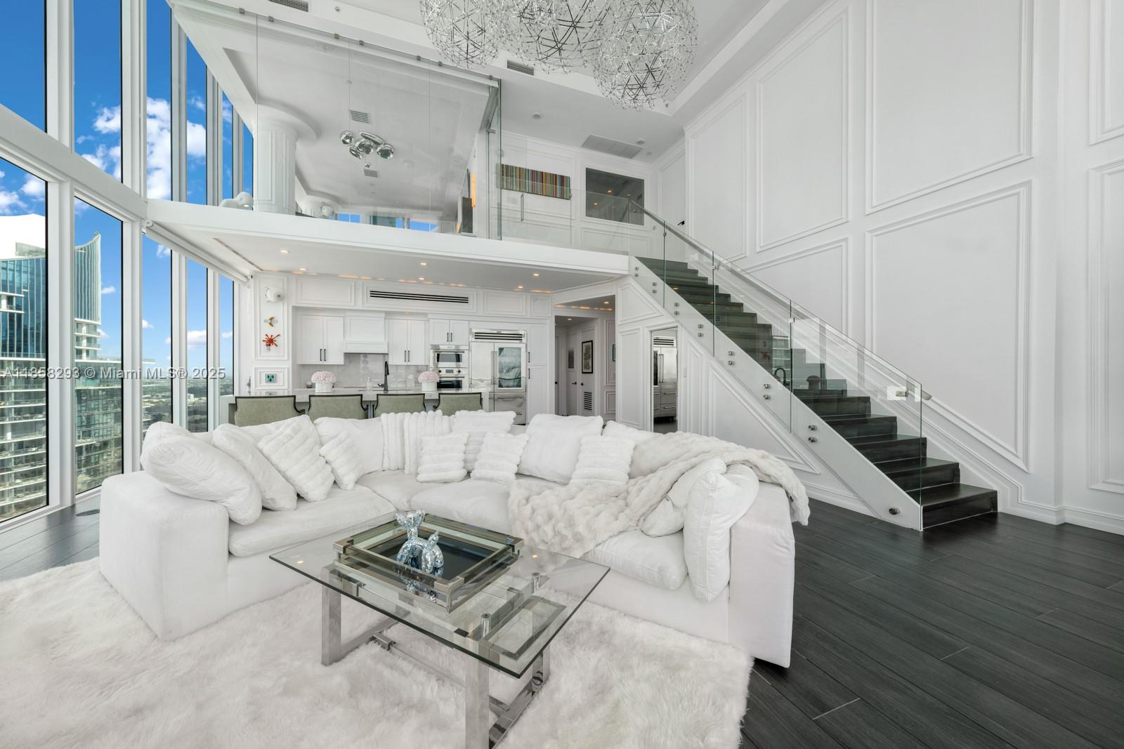 888 Biscayne Blvd # 5701