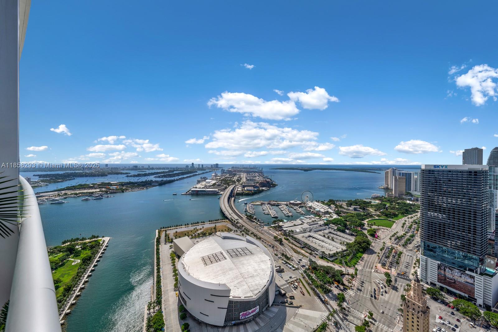 888 Biscayne Blvd # 5701