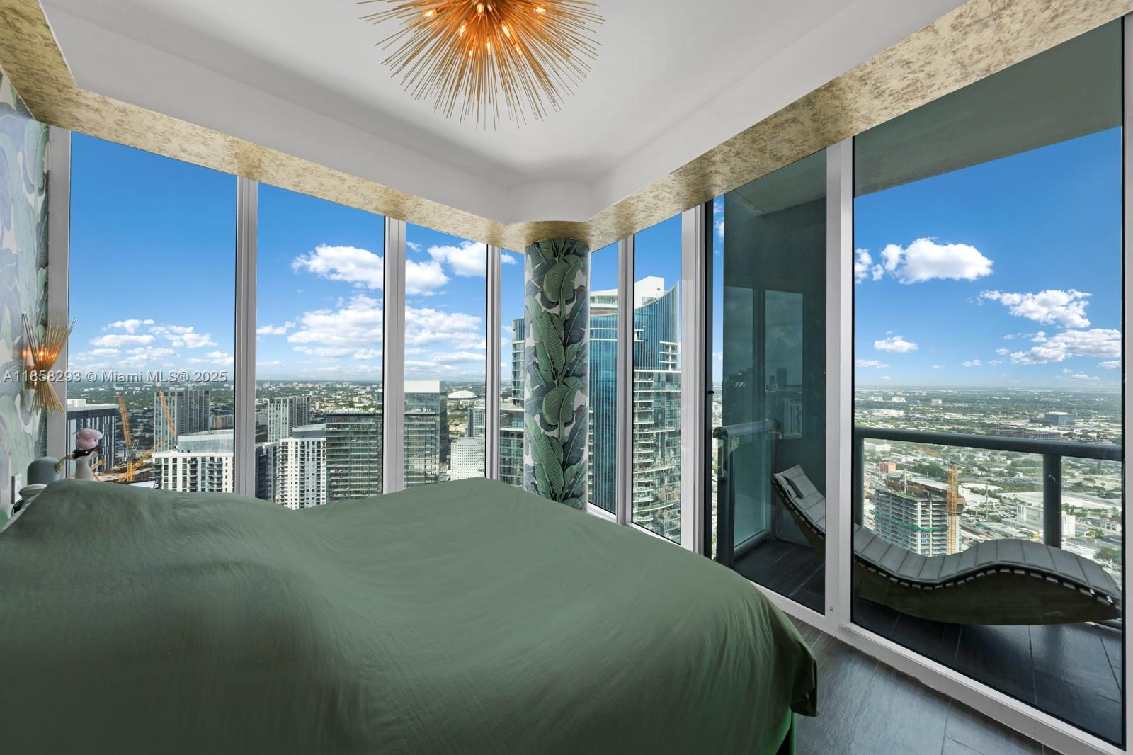 888 Biscayne Blvd # 5701