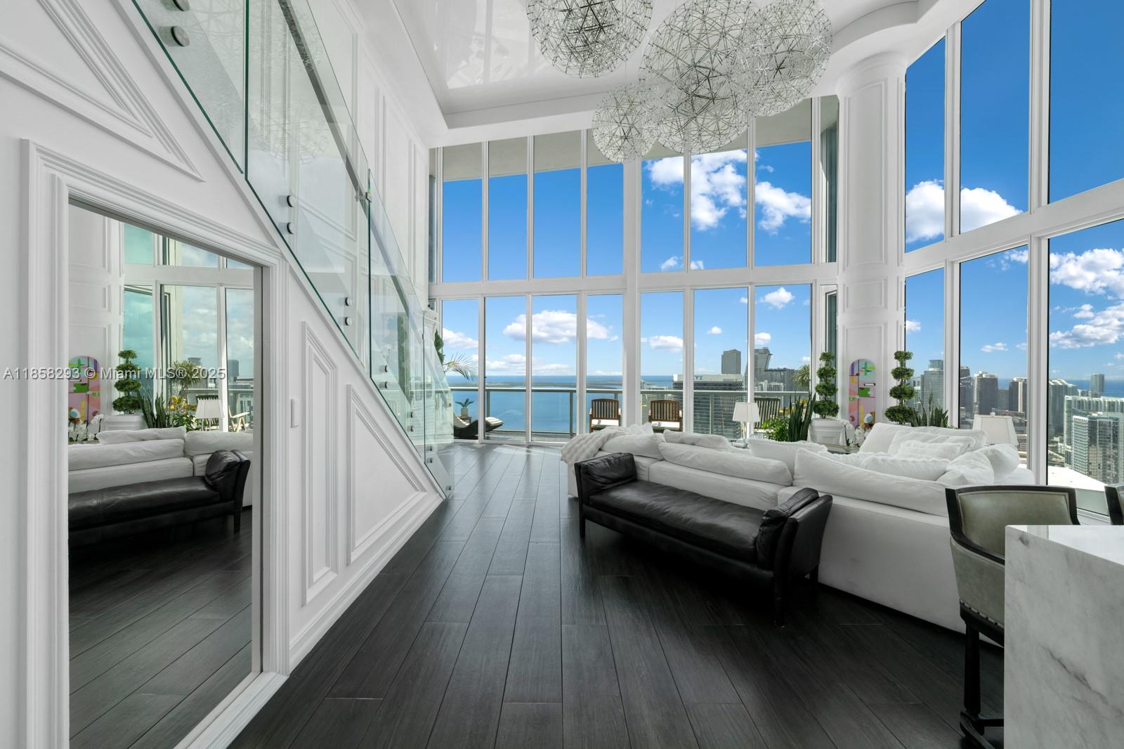 888 Biscayne Blvd # 5701