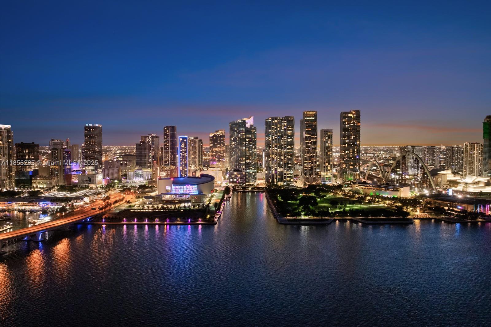 888 Biscayne Blvd # 5701