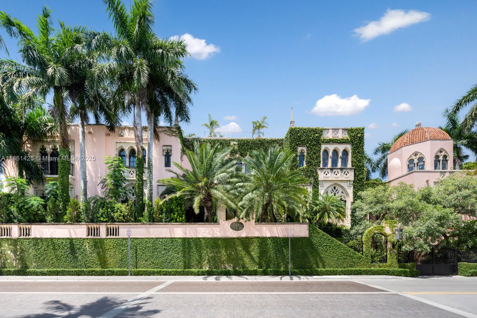 1840 S Bayshore Ln