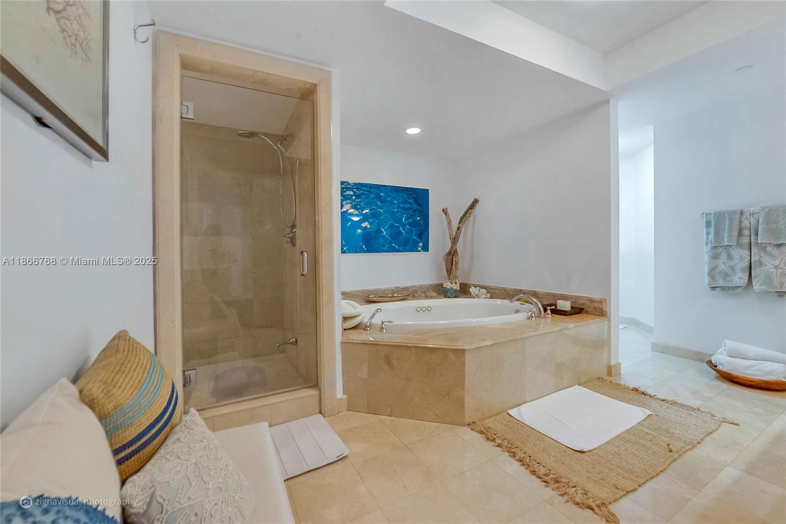 430 Grand Bay Dr # 302