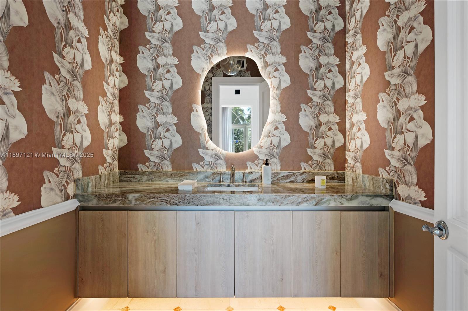 26 Tahiti Beach Island Rd