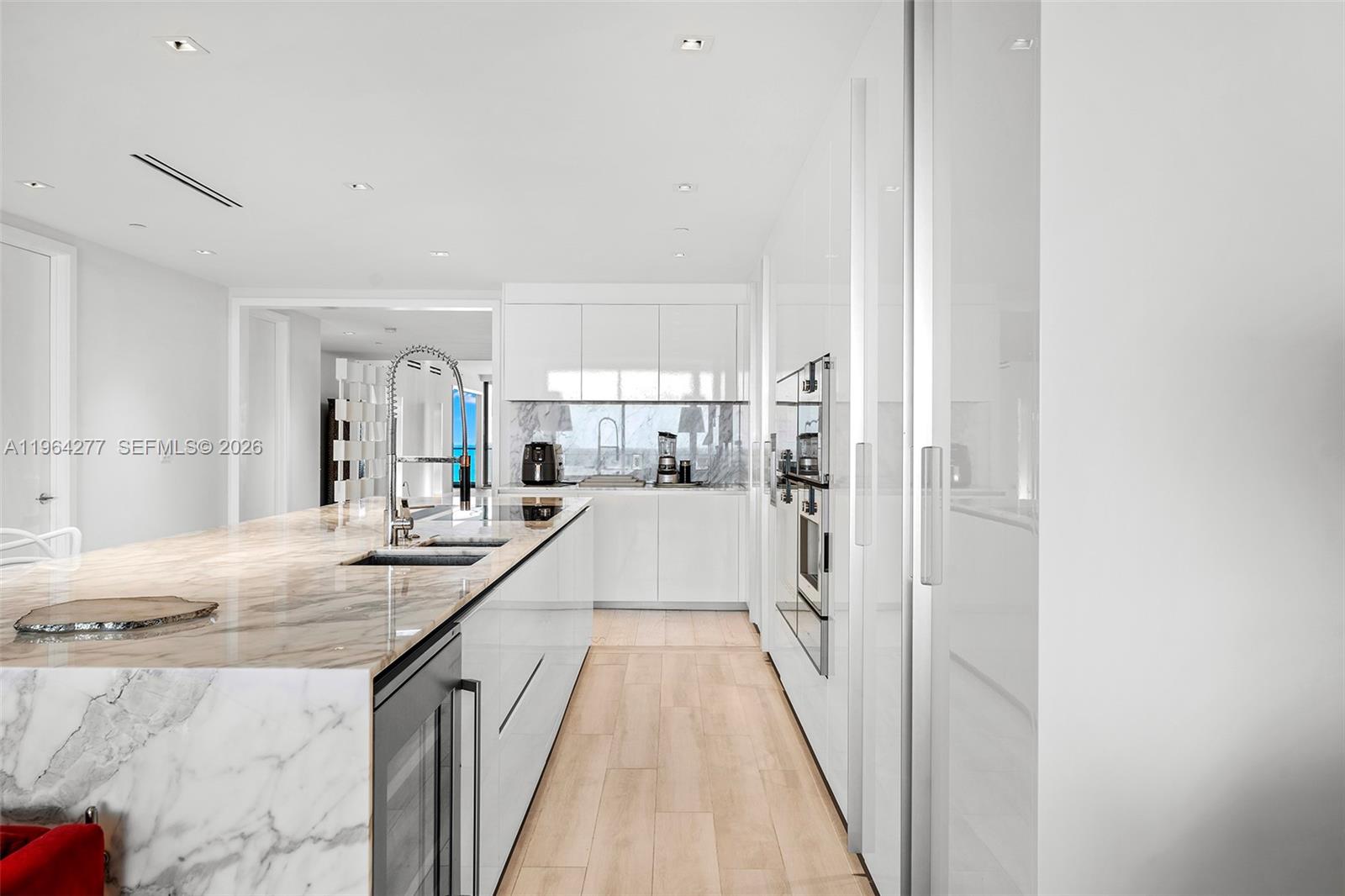 10203 Collins Ave # 1602