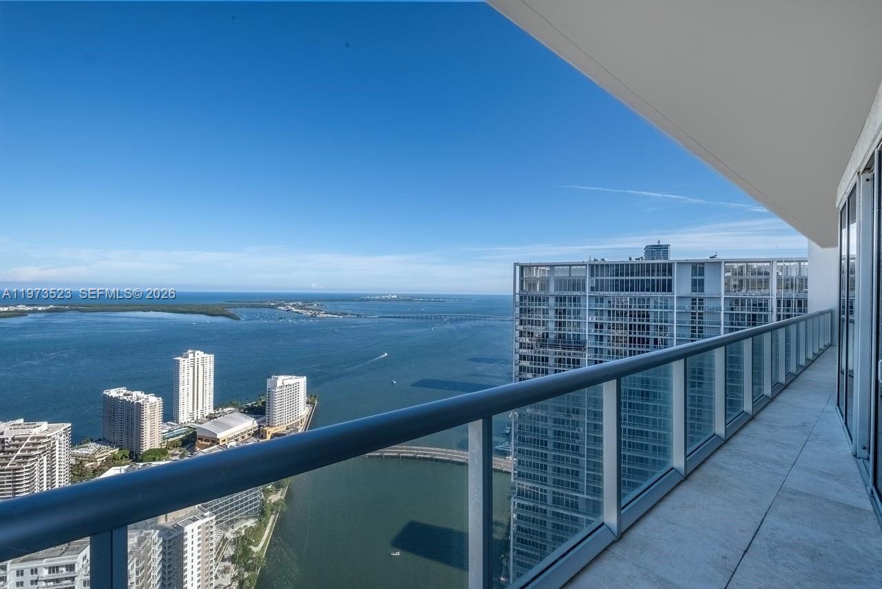 465 Brickell Ave # 5701