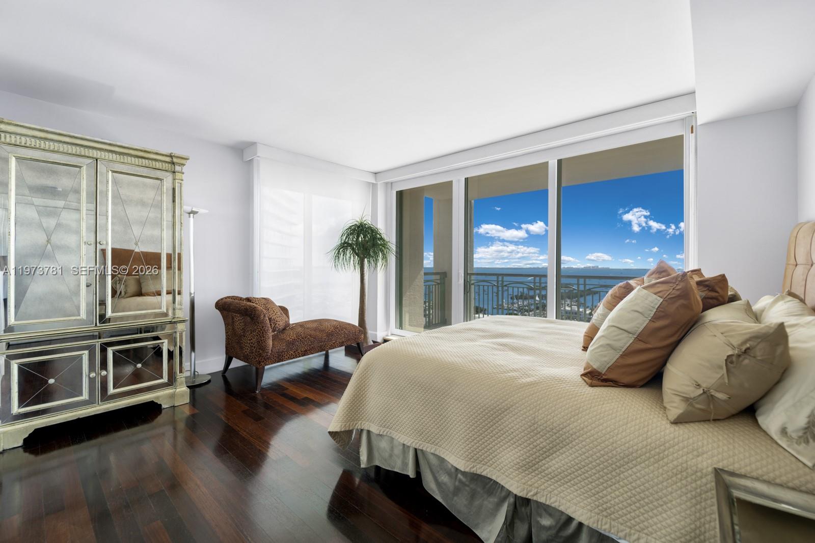 3400 SW 27th Ave # 2102