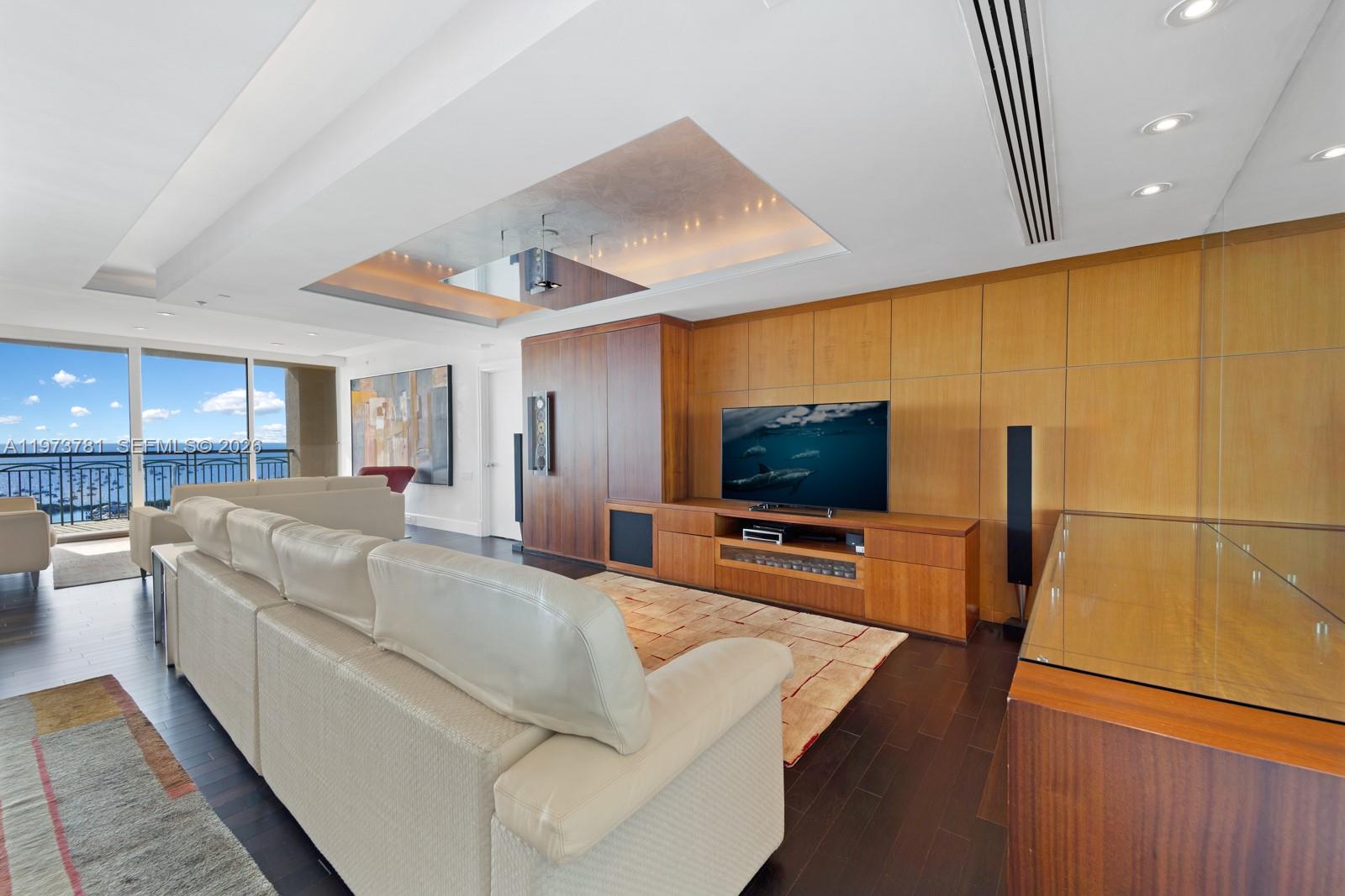 3400 SW 27th Ave # 2102