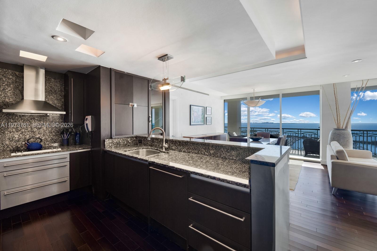 3400 SW 27th Ave # 2102